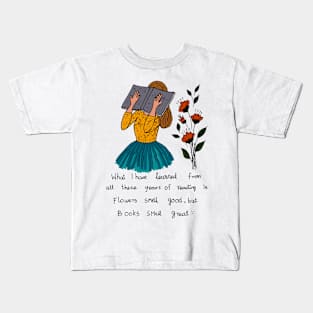 BOOKS SMELL GREAT RETRO ART Kids T-Shirt